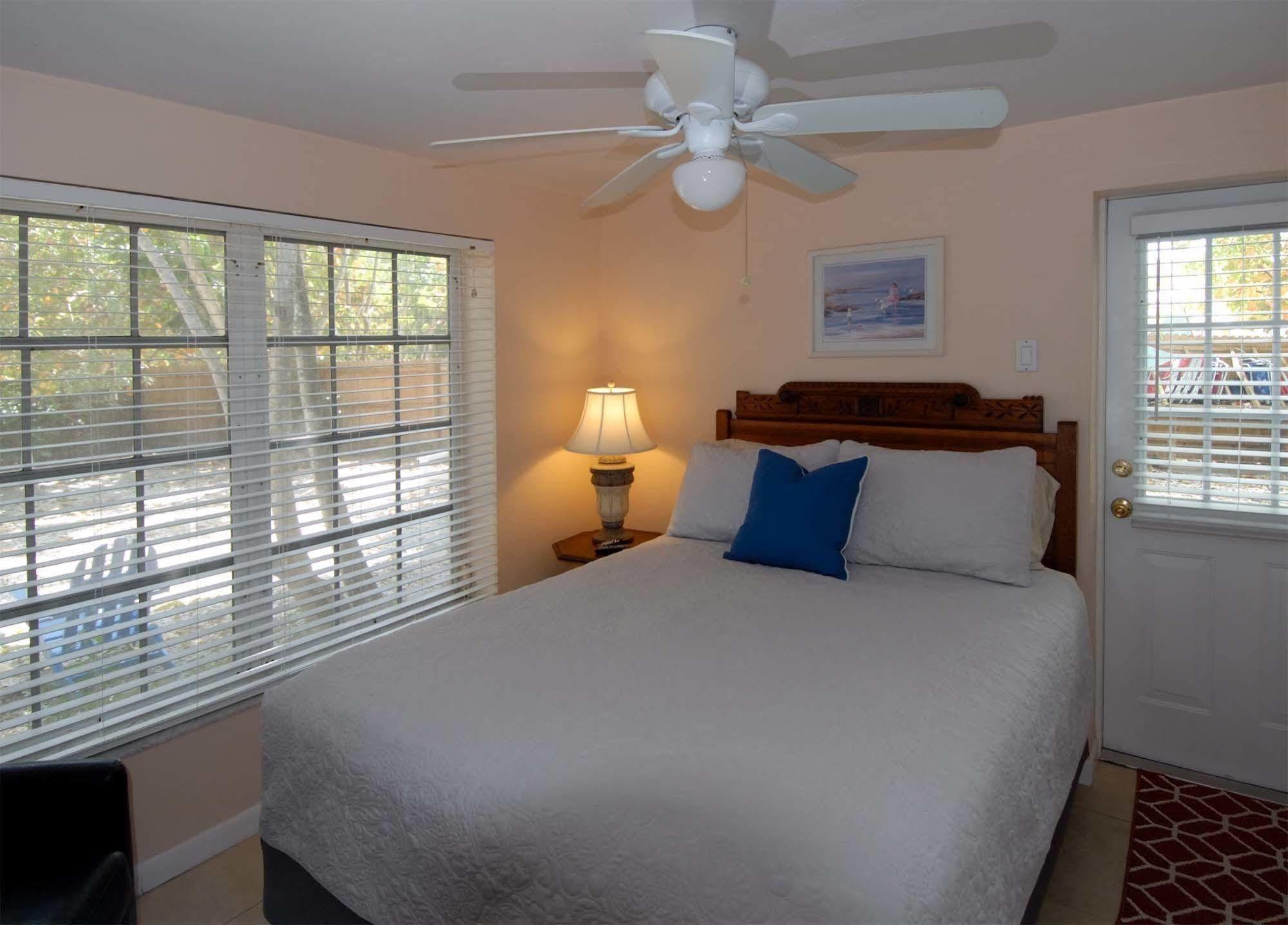Seahorse Cottages - Adults Only Sanibel Bagian luar foto